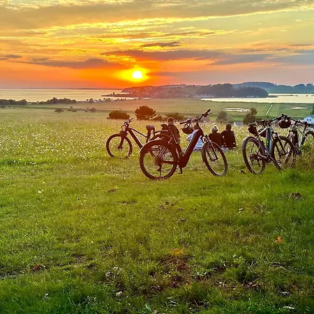Haus Concordia 2 Fischbroetchen *